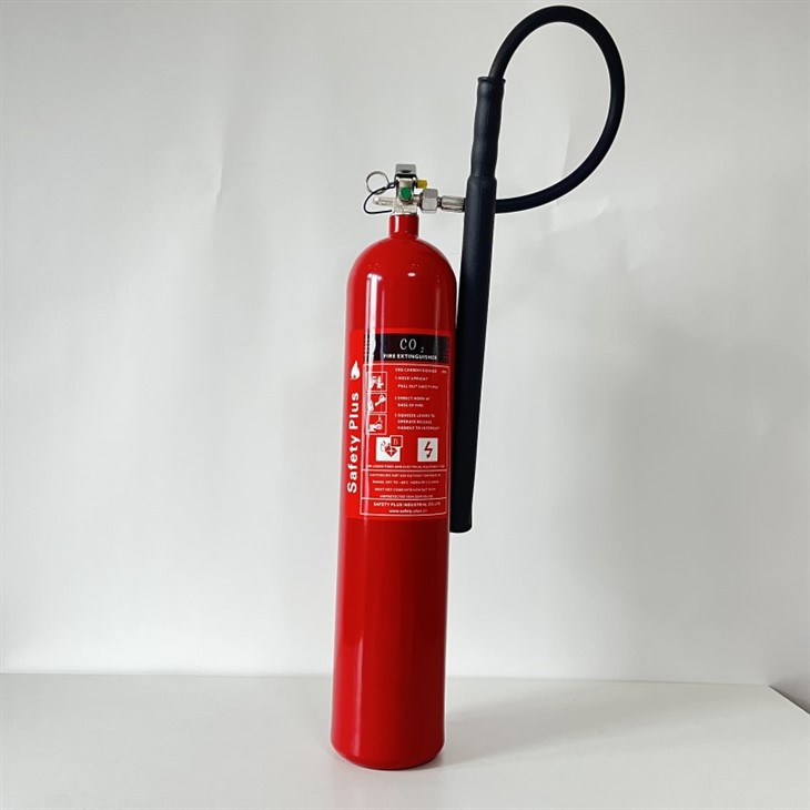 Co2 extinguisher (1)